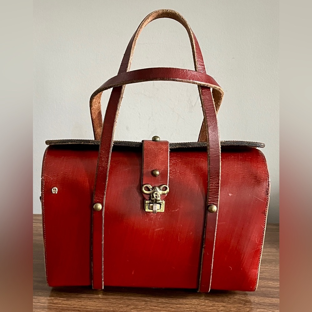 Vintage 50s Etienne Aigner ‘Antic Red’ Leather Turnlock Satchel w/ Original Tags - Picture 6 of 13
